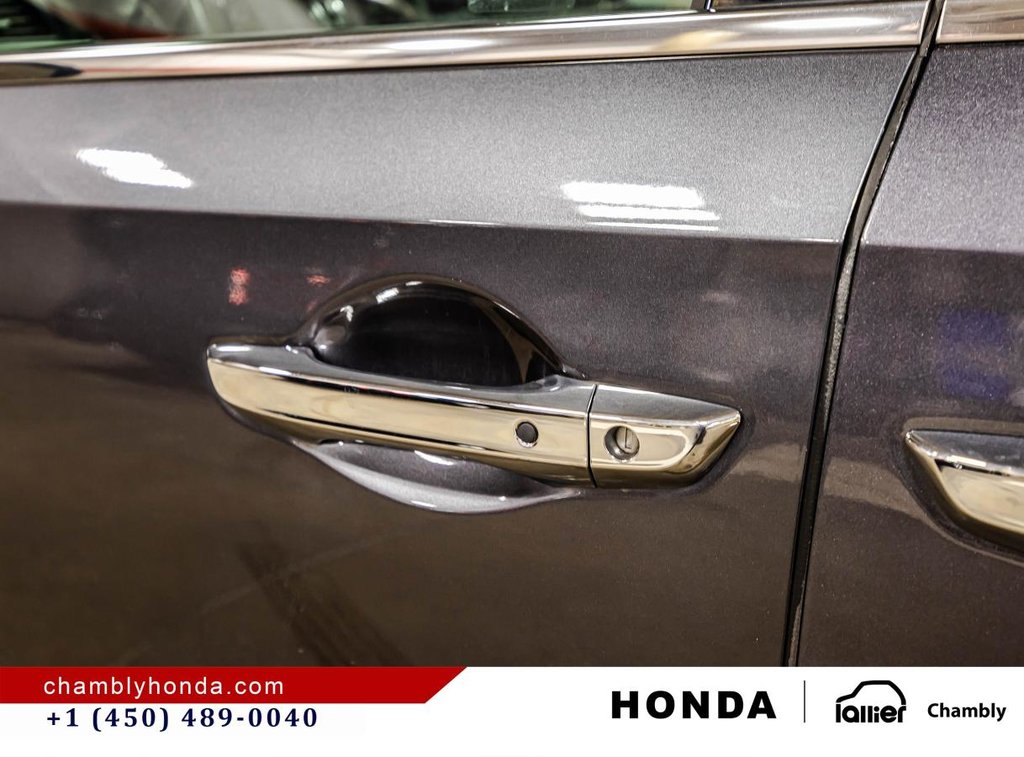 2024 Honda Odyssey Touring Auto in Montréal, Quebec - 11 - w1024h768px