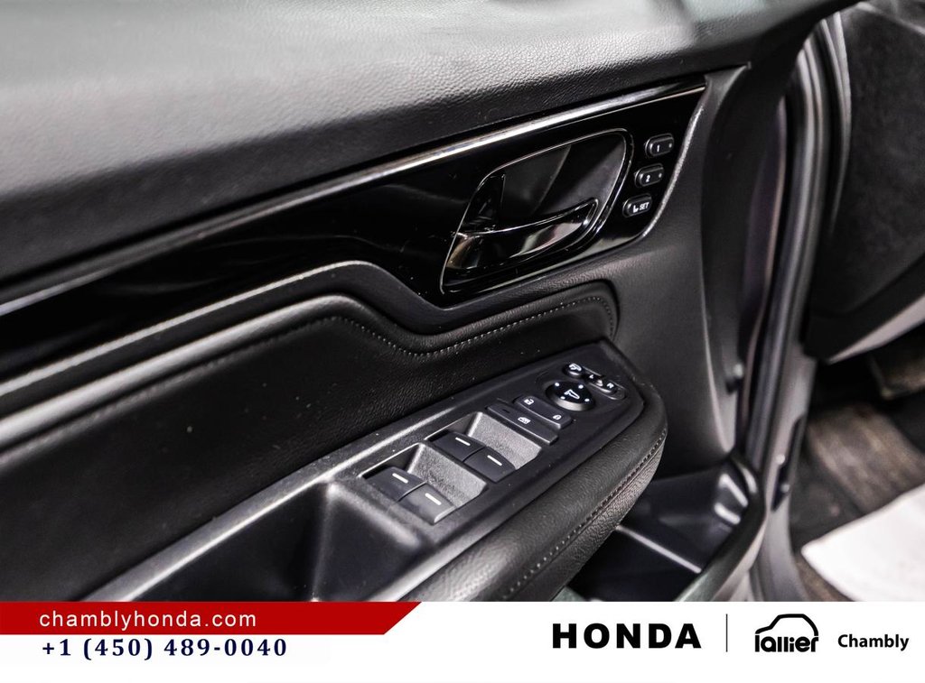 2024 Honda Odyssey Touring Auto in Montréal, Quebec - 12 - w1024h768px