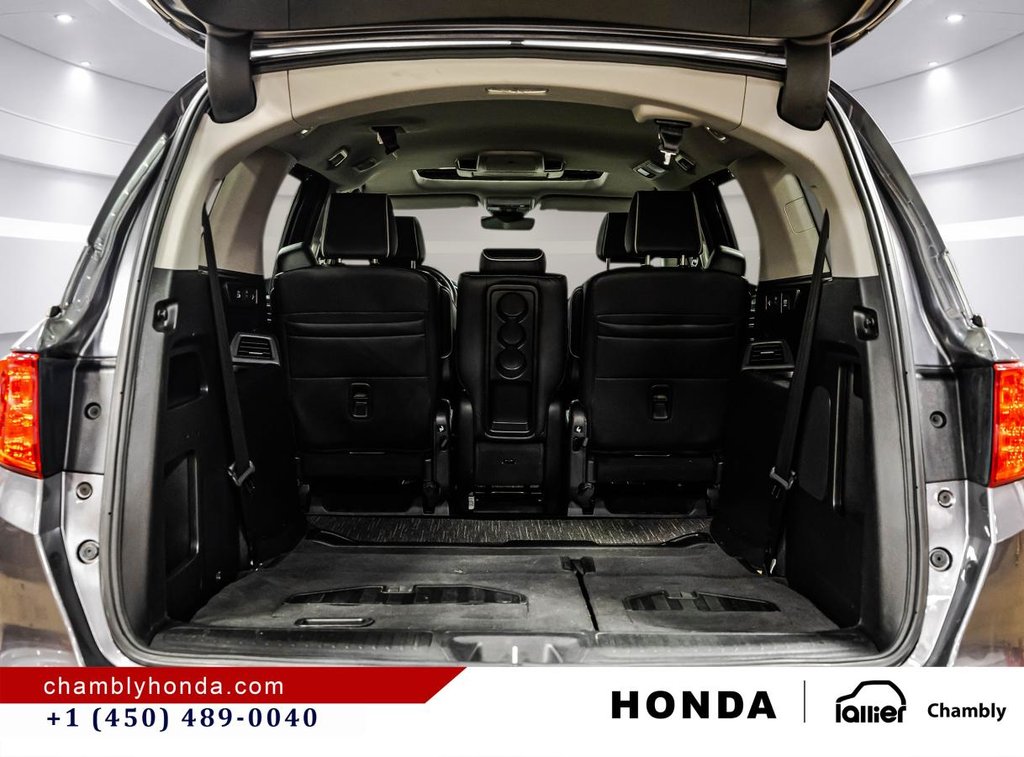 2024 Honda Odyssey Touring Auto in Montréal, Quebec - 17 - w1024h768px