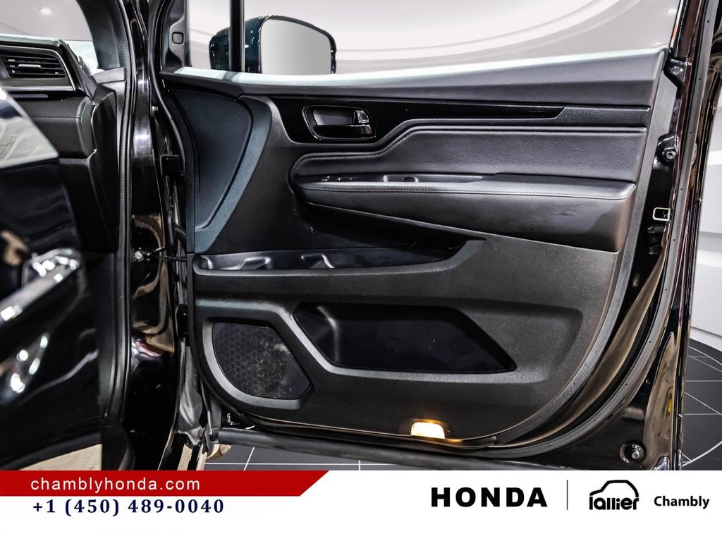 2024 Honda Odyssey Black Edition in Montréal, Quebec - 19 - w1024h768px