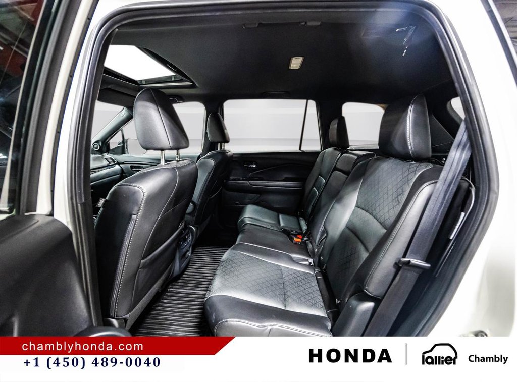 Honda Passport Touring AWD LEATHER I MAGS I SUNROOF I CARPLAY HEATED SEATS I STARTER I ACTIVE SECURITY 2019 à Montréal, Québec - 14 - w1024h768px