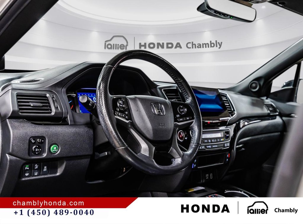 Honda Passport Touring AWD LEATHER I MAGS I SUNROOF I CARPLAY HEATED SEATS I STARTER I ACTIVE SECURITY 2019 à Montréal, Québec - 22 - w1024h768px