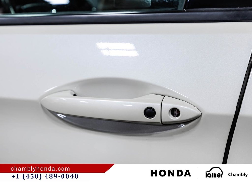 Honda Passport Touring AWD LEATHER I MAGS I SUNROOF I CARPLAY HEATED SEATS I STARTER I ACTIVE SECURITY 2019 à Montréal, Québec - 11 - w1024h768px