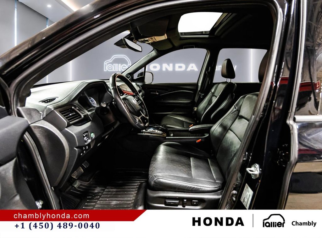 2021 Honda Passport Touring AWD l LEATHER I SUNROOF I CARPLAY I MAHS I HEATED SEATS I STARTER I ACTIVE SECURITY in Montréal, Quebec - 21 - w1024h768px