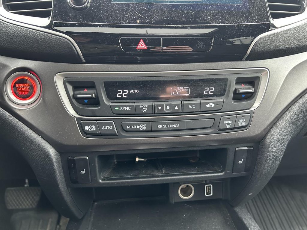 2021 Honda Passport Sport AWD I SUNROOF I HEATED SEATS I MAGS I CARPLAY I STARTER I CAMERA I ACTIVE SECURITY in Montréal, Quebec - 10 - w1024h768px
