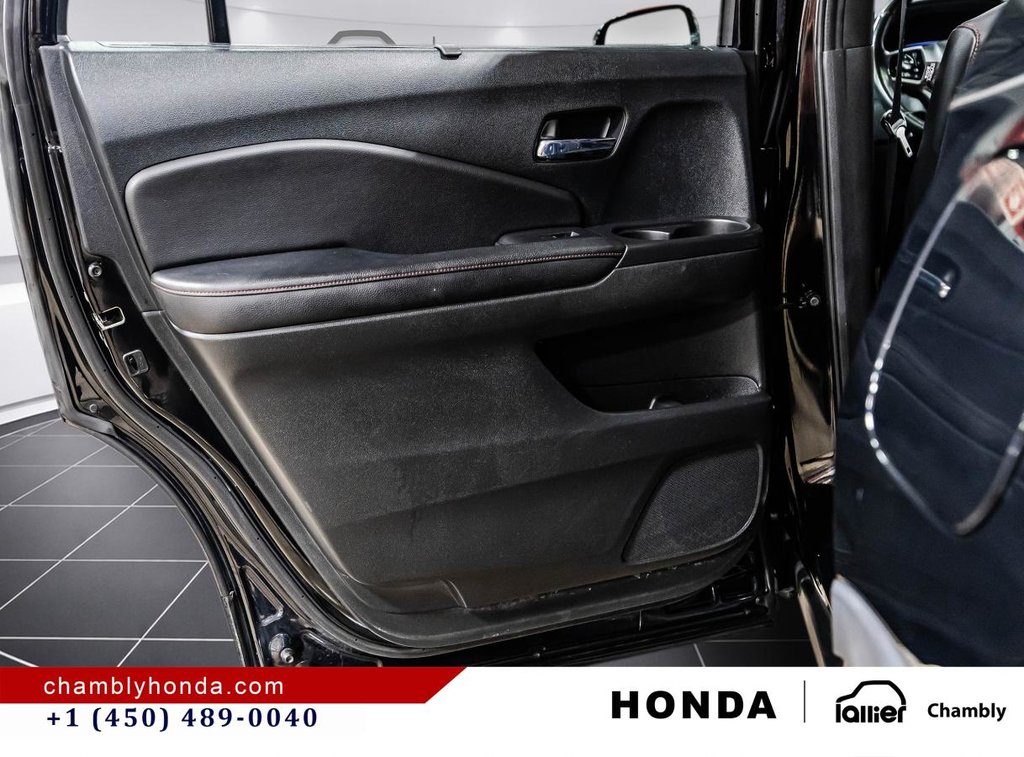 Honda Pilot Black Edition AWD I LEATHER I SUNROOF I MAGS I HEATED & VENTILATED SEATS I CARPLAY STARTER 2021 à Montréal, Québec - 13 - w1024h768px