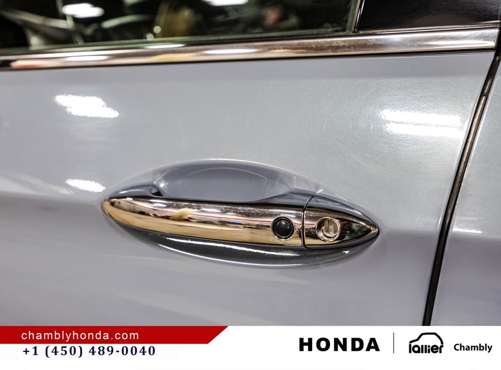 2022 Honda Pilot Touring 7-Passenger AWD I MAGS I LEATHER I STARTER I  HEATED SEATS & STEERING WHEEL I SUNROOF I in Montréal, Quebec - 11 - w1024h768px