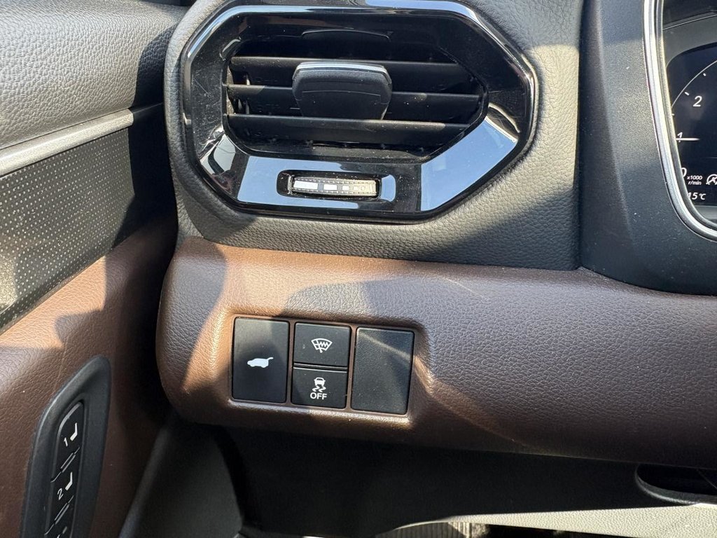 2023 Honda Pilot Touring AWD 8 SEATERS I LEATHER I HEATED AND COOLING SEATS I MAGS I PANORAMIC SUNROOF I CARPLAY in Montréal, Quebec - 19 - w1024h768px