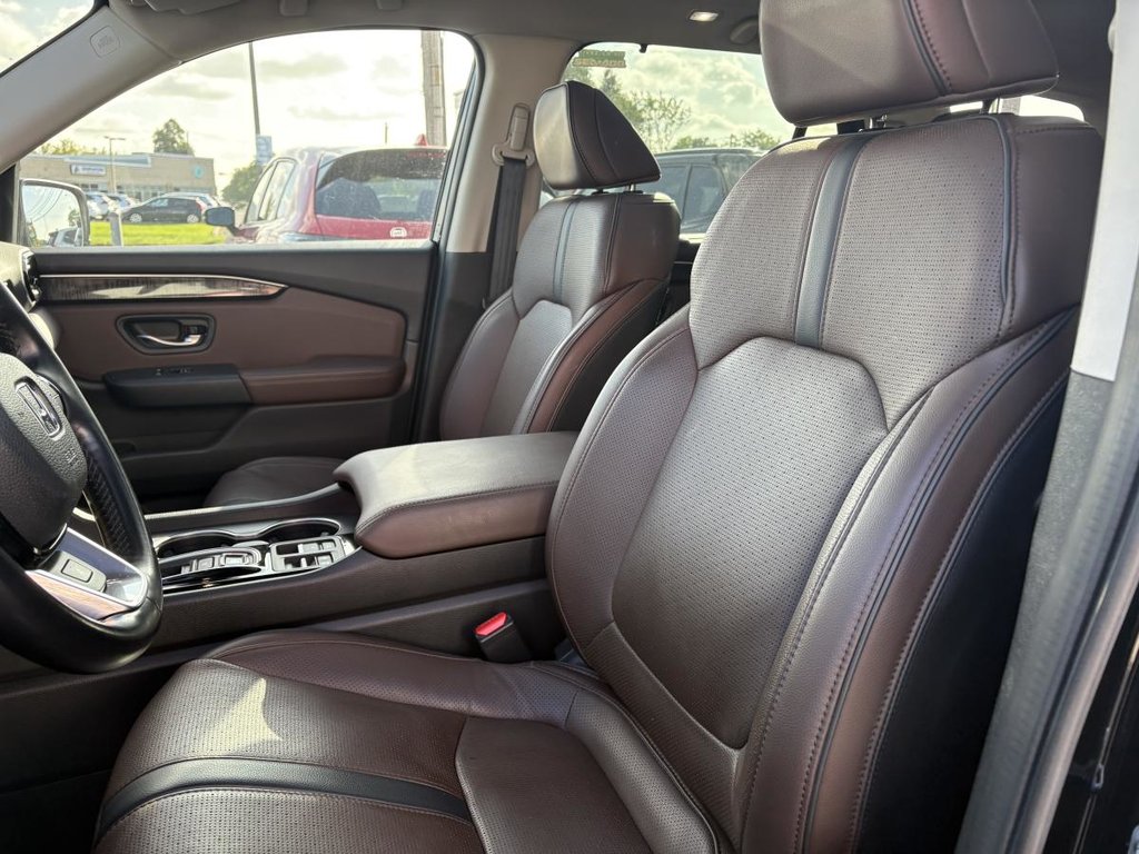 2023 Honda Pilot Touring AWD 8 SEATERS I LEATHER I HEATED AND COOLING SEATS I MAGS I PANORAMIC SUNROOF I CARPLAY in Montréal, Quebec - 7 - w1024h768px
