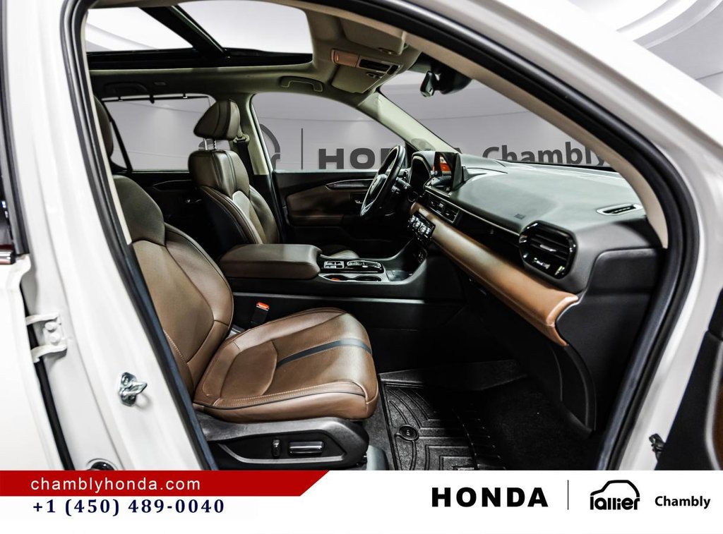 2025 Honda Pilot Touring AWD in Montréal, Quebec - 17 - w1024h768px