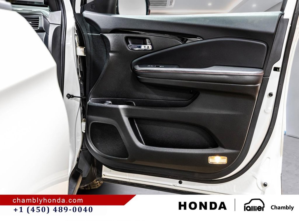 Honda Ridgeline Black Edition AWD I SUNROOF I HEATED AND COLLING SEATS I MAGS I CARPLAY I STARTER I LEATHER 2021 à Montréal, Québec - 17 - w1024h768px