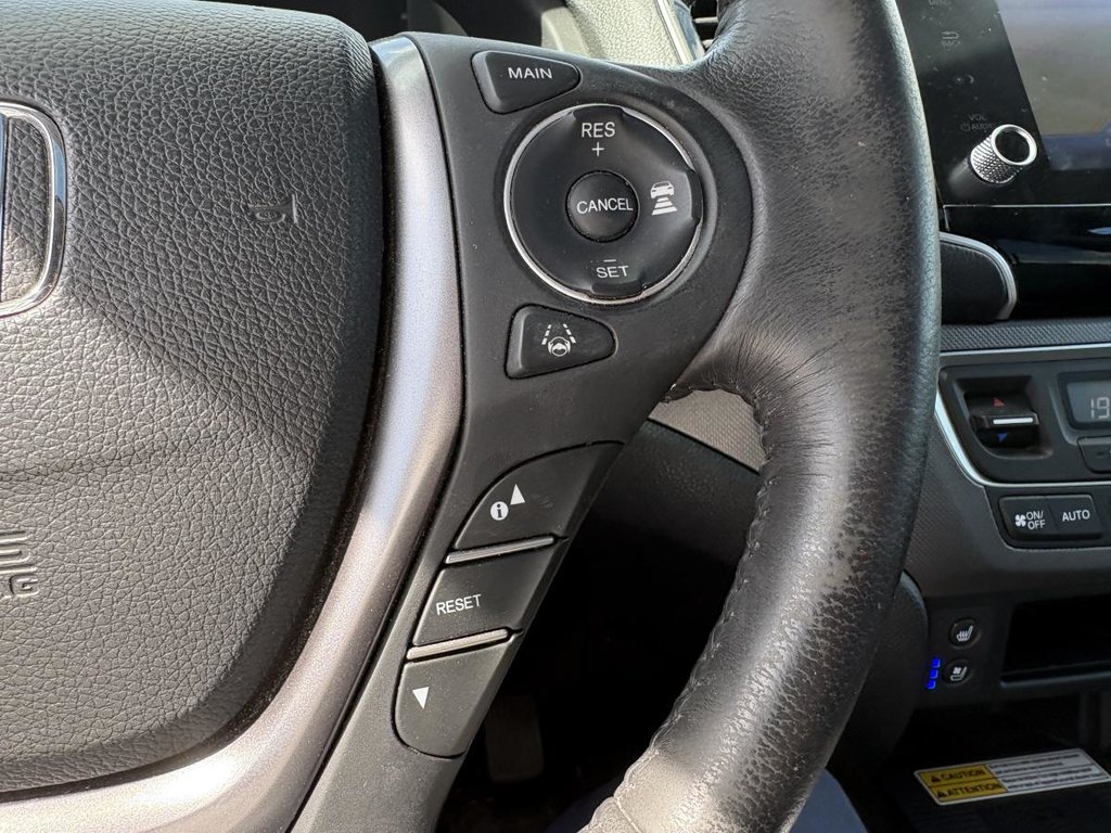 Honda Ridgeline Touring AWD 31,000 KM I LEATHER I MAGS I SUNROOF I HEATED & VENTILATED SEATS I CARPLAY I STARTER 2023 à Montréal, Québec - 8 - w1024h768px