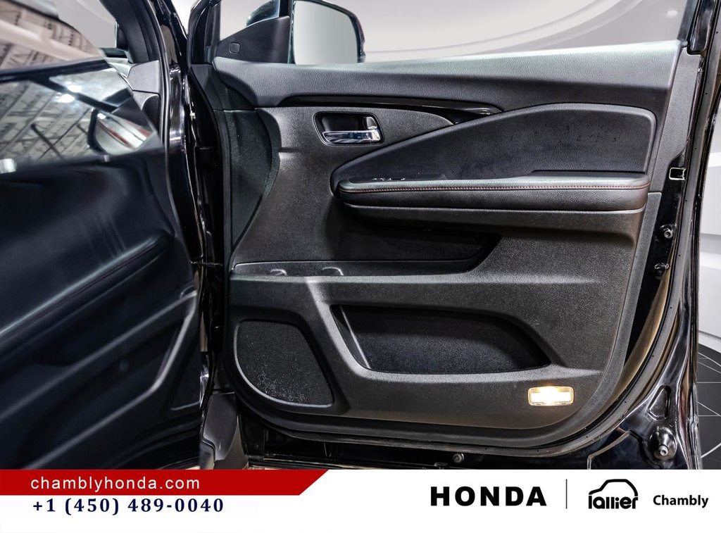 2024 Honda Ridgeline Black Edition AWD I LEATGER I SUNROOF I MAGS I STARTER I ACTIVE SECURITY in Montréal, Quebec - 17 - w1024h768px