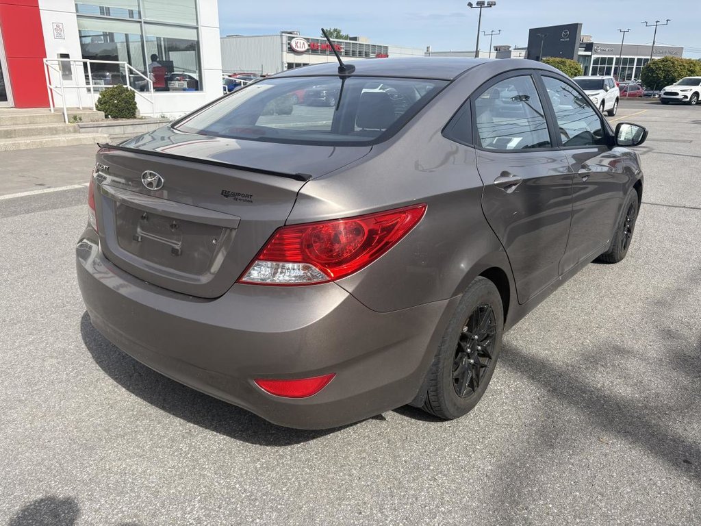 Hyundai Accent GL *Ltd Avail* 59,000 KM I CARPLAY I ANDROID AUTO I A/C I AUTOMATIC 2013 à Montréal, Québec - 5 - w1024h768px