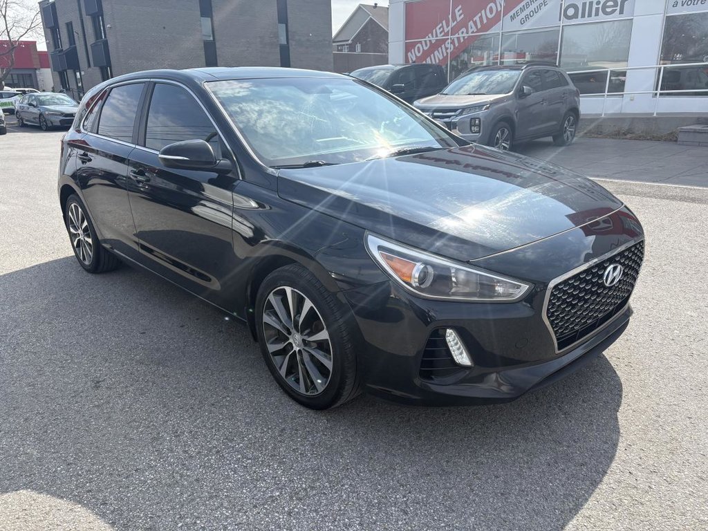 2018 Hyundai Elantra GT GLS 5 doors I CARPLAY I PANORAMIC SUNROOF I HEATED SEATS & STEERING WHEEL I ACTIVE SECURITY in Montréal, Quebec - 2 - w1024h768px