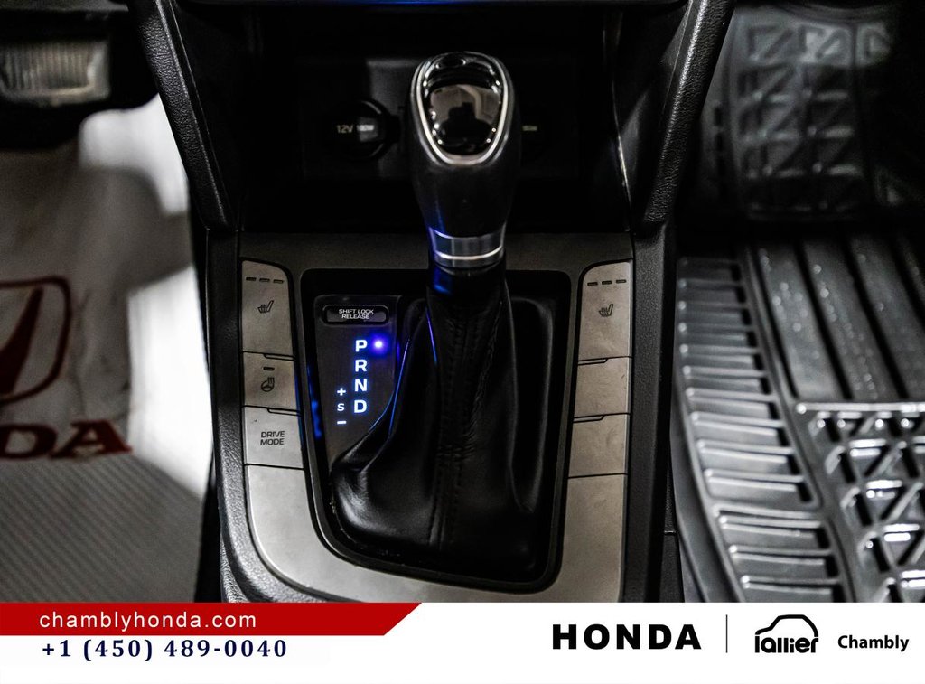 2020 Hyundai Elantra Preferred w/Sun & Safety Package in Montréal, Quebec - 26 - w1024h768px