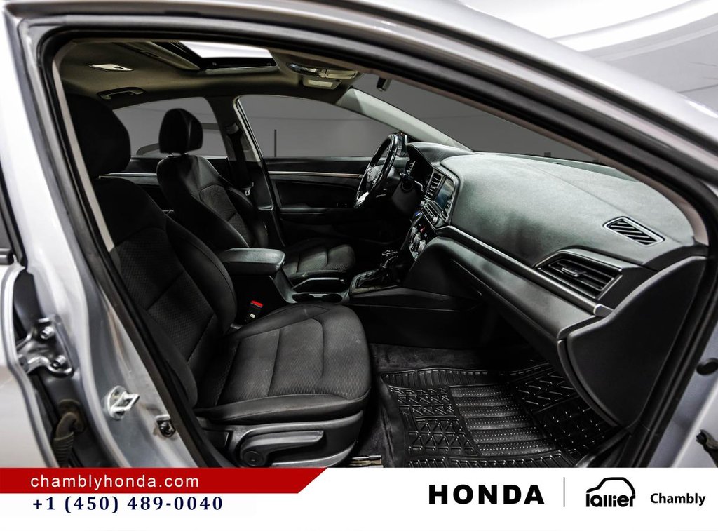 2020 Hyundai Elantra Preferred w/Sun & Safety Package in Montréal, Quebec - 18 - w1024h768px