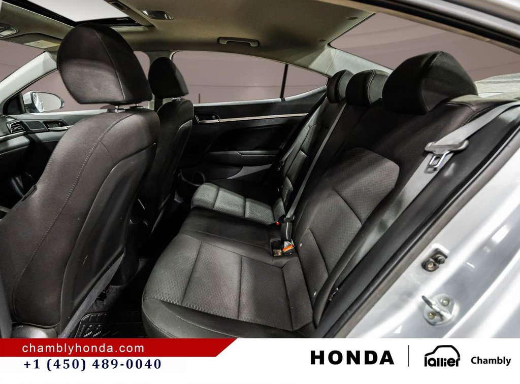 2020 Hyundai Elantra Preferred w/Sun & Safety Package in Montréal, Quebec - 14 - w1024h768px