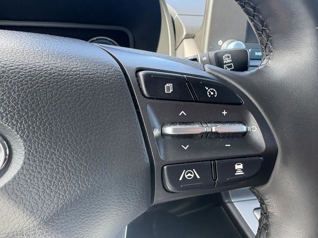 Hyundai Kona Electric Preferred FWD w/Two-Tone Roof CARPLAY I STARTER I MAGS I HEATED SEATS AND STEERING WHEEL 2022 à Montréal, Québec - 11 - w1024h768px
