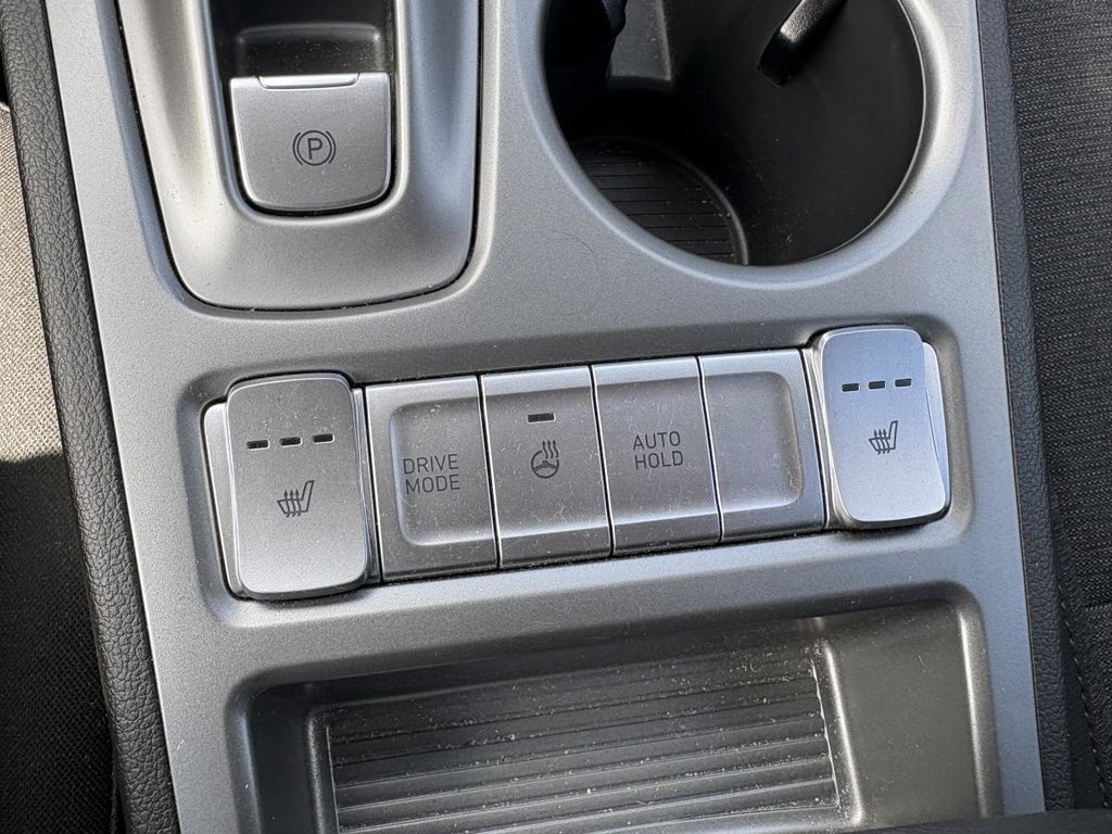 Hyundai Kona Electric Preferred FWD w/Two-Tone Roof CARPLAY I STARTER I MAGS I HEATED SEATS AND STEERING WHEEL 2022 à Montréal, Québec - 16 - w1024h768px