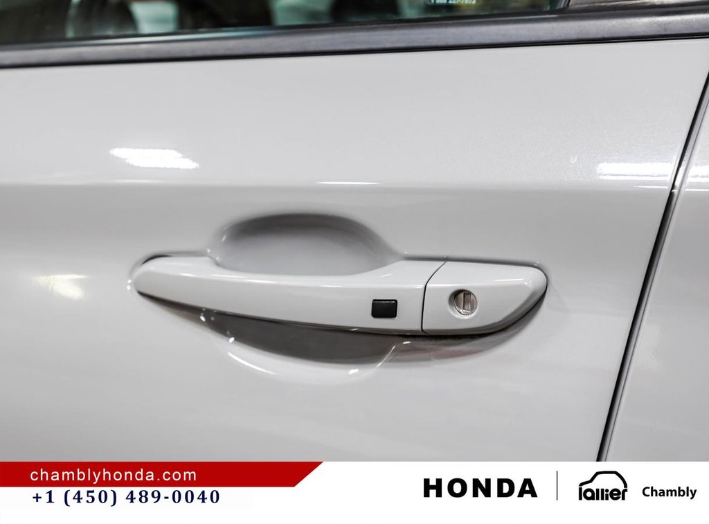 2023 Hyundai Kona Electric Ultimate I CARPLAY I HEATED & VENTILATED SEATS I SUNROOF MAGS I ACTIVE SECURITY in Montréal, Quebec - 11 - w1024h768px