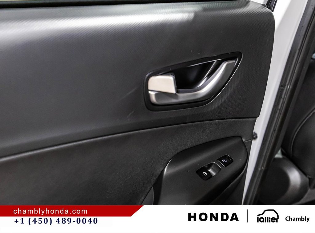 2023 Hyundai Kona Electric Ultimate I CARPLAY I HEATED & VENTILATED SEATS I SUNROOF MAGS I ACTIVE SECURITY in Montréal, Quebec - 13 - w1024h768px