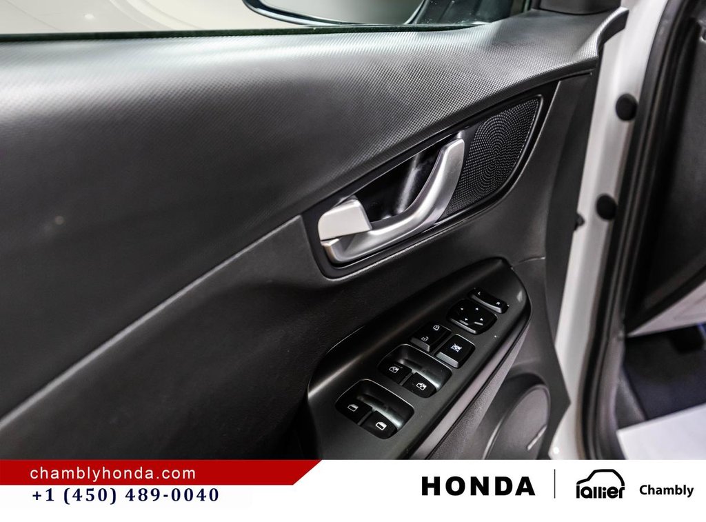 2023 Hyundai Kona Electric Ultimate I CARPLAY I HEATED & VENTILATED SEATS I SUNROOF MAGS I ACTIVE SECURITY in Montréal, Quebec - 12 - w1024h768px