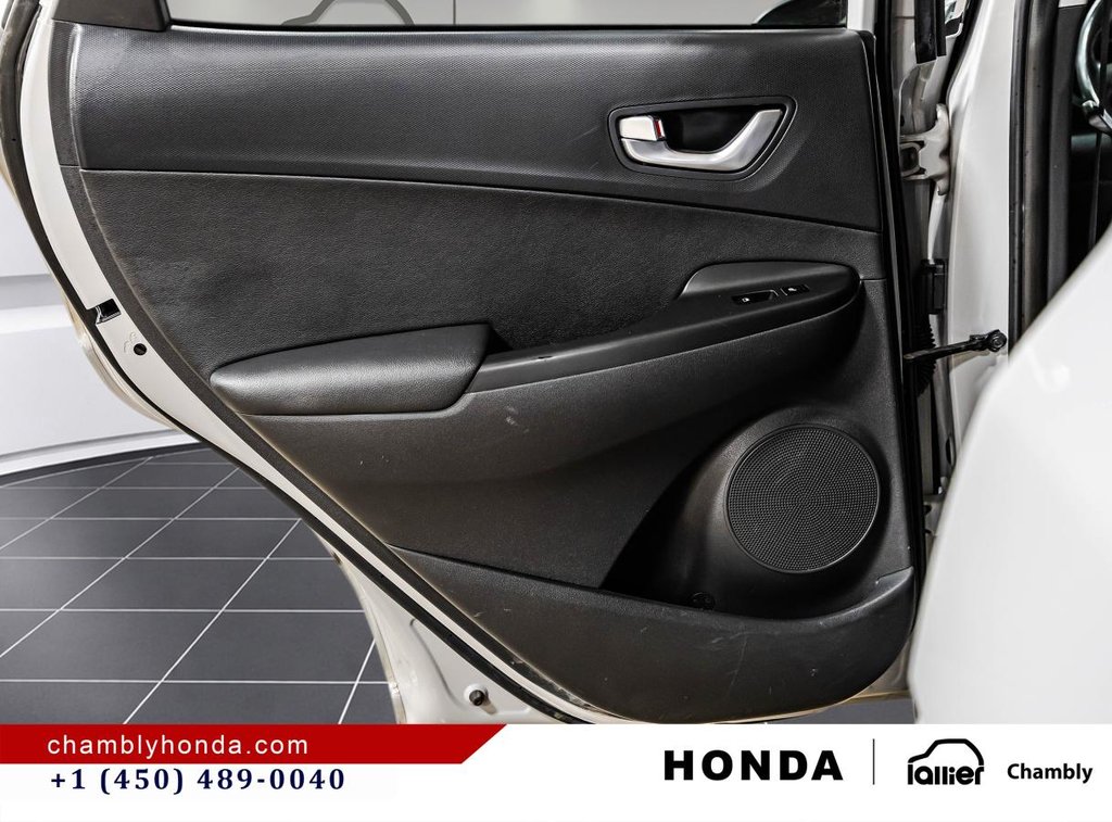 2023 Hyundai Kona Electric Ultimate I CARPLAY I HEATED & VENTILATED SEATS I SUNROOF MAGS I ACTIVE SECURITY in Montréal, Quebec - 14 - w1024h768px
