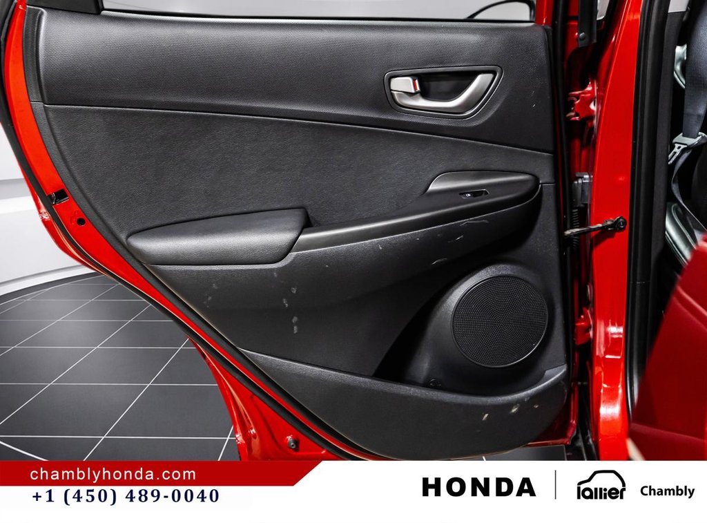 Hyundai Kona 1.6T Ultimate AWD I LEATHER I SUNROOF I HEATED SEATS & STEERING WHEEL I MAGS I AXCTIVE SECURITY 2019 à Montréal, Québec - 13 - w1024h768px