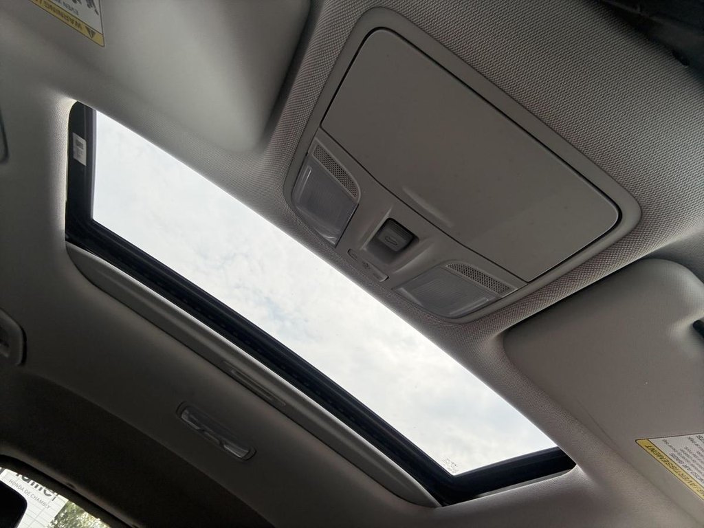 2019 Hyundai Kona 1.6T Ultimate AWD SUNROOF I LEATHER I MAGS I CARPLAY I ACTIVE SECURITY in Montréal, Quebec - 14 - w1024h768px