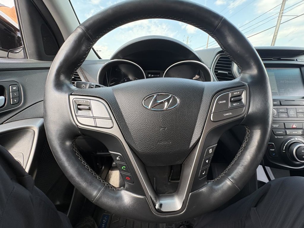 2017 Hyundai Santa Fe Sport AWD 4dr 2.0T Limited  LEATHER I HEATED AND VENTILATED SEATS I MAGS I CARPLAY SUNROOF in Montréal, Quebec - 12 - w1024h768px