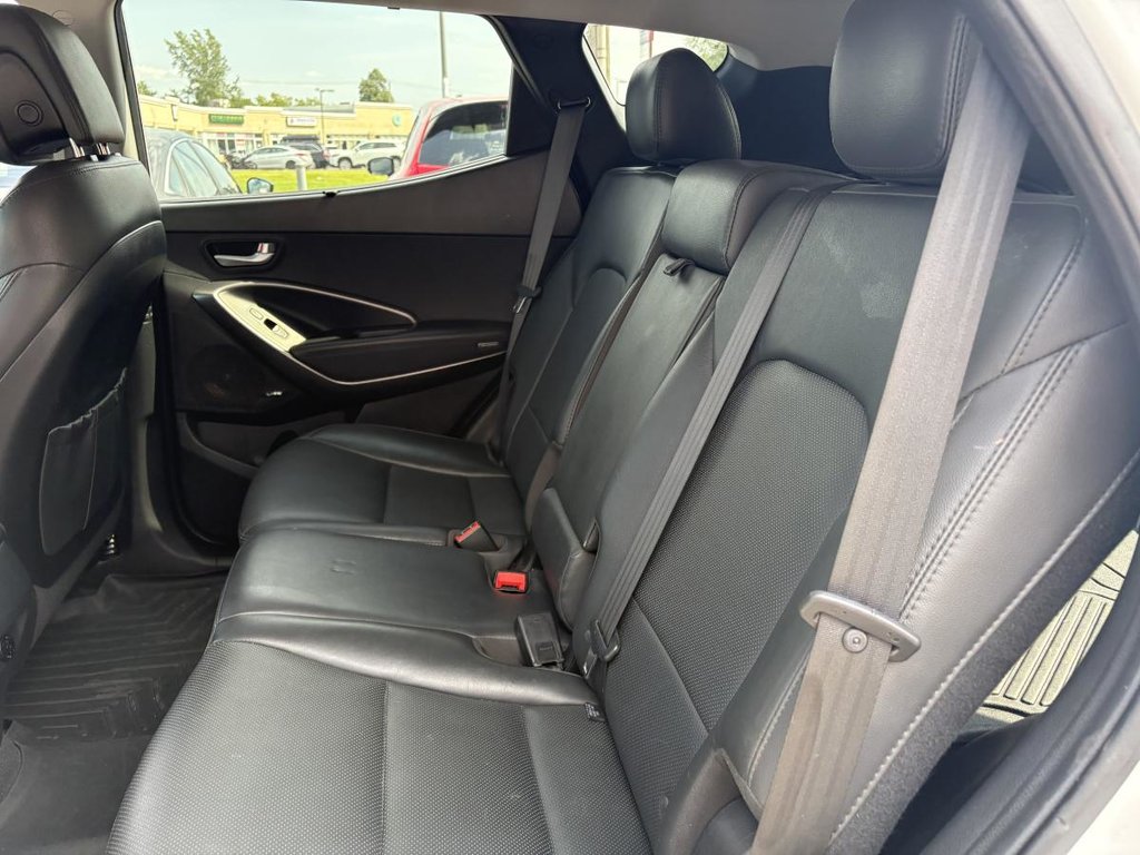 2017 Hyundai Santa Fe Sport AWD 4dr 2.0T Limited  LEATHER I HEATED AND VENTILATED SEATS I MAGS I CARPLAY SUNROOF in Montréal, Quebec - 7 - w1024h768px