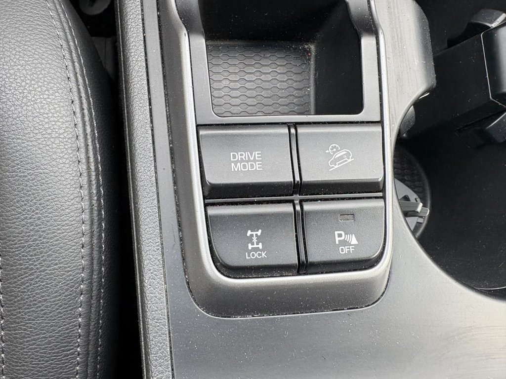 Hyundai Tucson Luxury  AWD I LEATHER I PANORAMIC SUNROOF I HEATED SEATS & STEERING WHEEL I ACTIVE SECURITY I MAGS 2017 à Montréal, Québec - 13 - w1024h768px