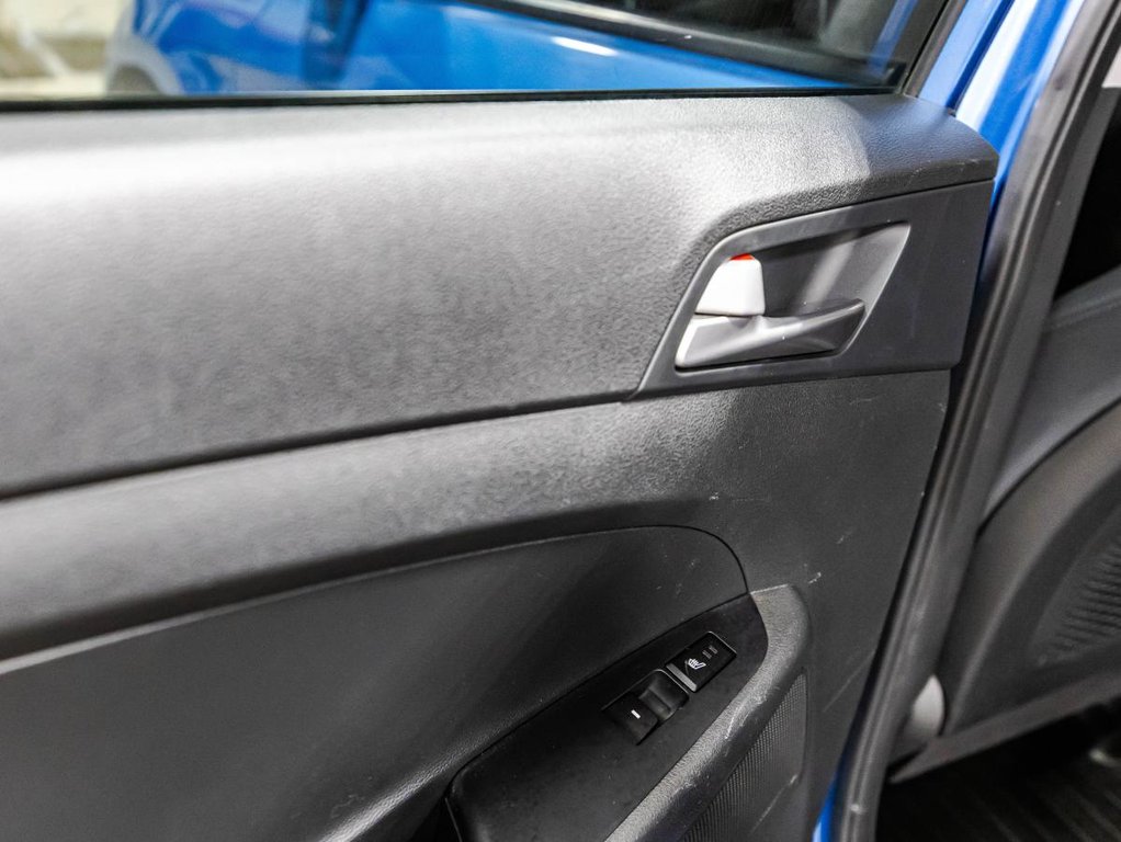 Hyundai Tucson 2.0L Premium AWD HEATED SEATS & STEERING WHEEL I MAGS I CAMERA I ACTIVE SECURITY I CARPLAY 2018 à Montréal, Québec - 12 - w1024h768px