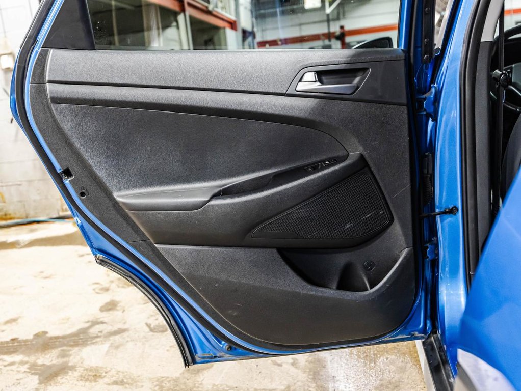 Hyundai Tucson 2.0L Premium AWD HEATED SEATS & STEERING WHEEL I MAGS I CAMERA I ACTIVE SECURITY I CARPLAY 2018 à Montréal, Québec - 13 - w1024h768px