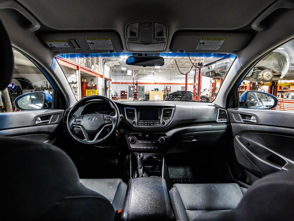 Hyundai Tucson 2.0L Premium AWD HEATED SEATS & STEERING WHEEL I MAGS I CAMERA I ACTIVE SECURITY I CARPLAY 2018 à Montréal, Québec - 15 - w1024h768px