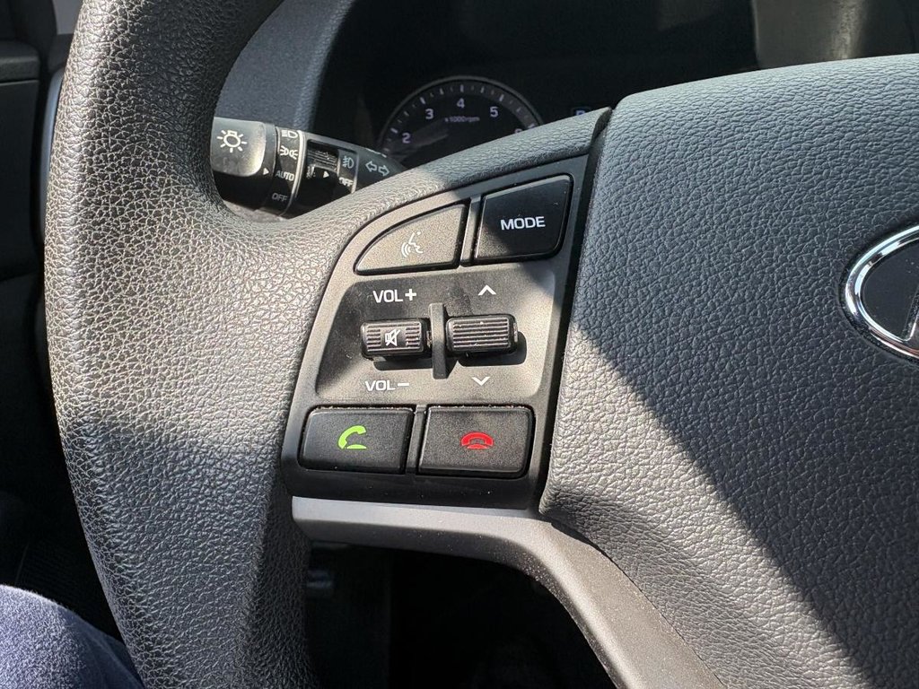 Hyundai Tucson 2.0L AWD I HEATED SEATS I CAMERA I BLUETOOTH 2018 à Montréal, Québec - 14 - w1024h768px