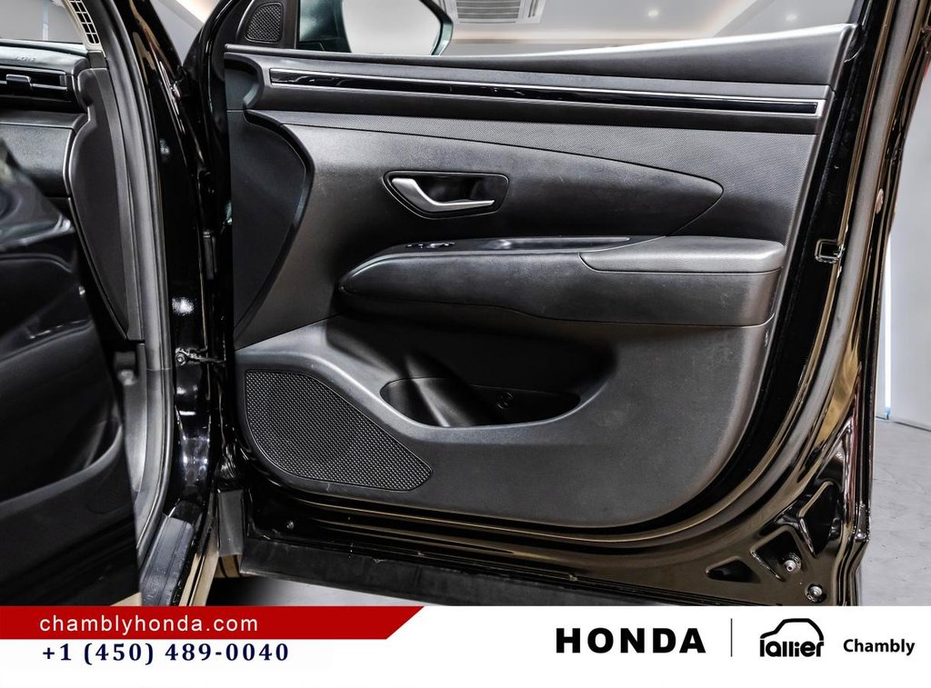 Hyundai Tucson Preferred AWD CARPLAY I MAGS I HEATED SEATS AND STEERING WHEEL I STARTER I ACTIVE SECURITY 2024 à Montréal, Québec - 17 - w1024h768px