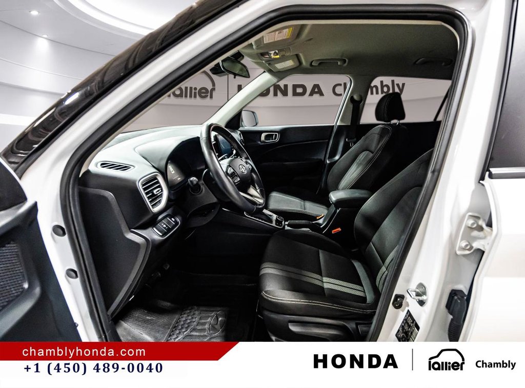 2023 Hyundai Venue Preferred IVT MAGS I HEATED SEATS & STEERING WHEEL I CARPLAY I STARTER in Montréal, Quebec - 19 - w1024h768px