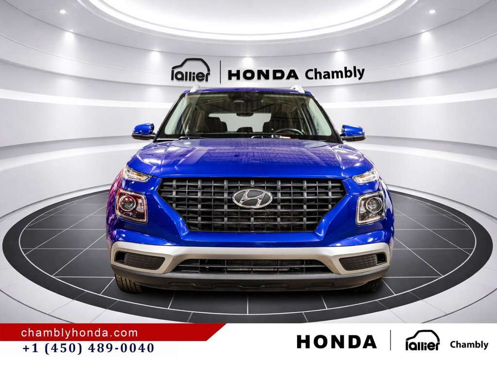 Hyundai Venue Preferred MINT I SET OG SUMMER MAGS I CRPLAY I HEATED SEATS AND STERING WHEEL 2024 à Montréal, Québec - 2 - w1024h768px