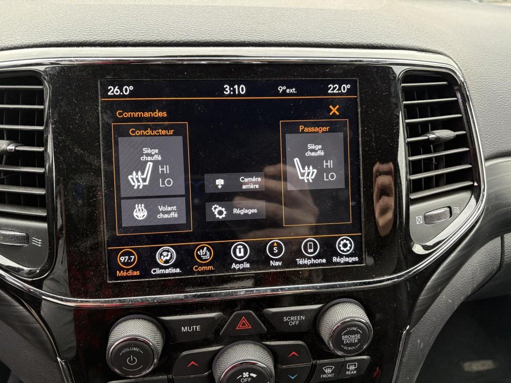 2021 Jeep Grand Cherokee Altitude 4x4 20 INCH MAGS I CARPLAY I HEATED SEATS I CAMERA I STARTER I HITCH in Montréal, Quebec - 12 - w1024h768px