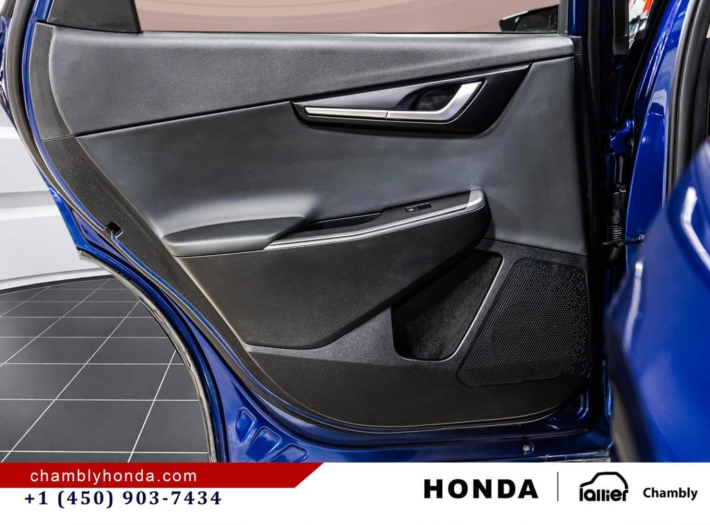 2024 Kia EV6 Land AWD 1 OWNER I NO ACCIDENT I 450 KM AUTONOMY I MAGS I ATARTER I ACTIVE SECURITY in Montréal, Quebec - 12 - w1024h768px