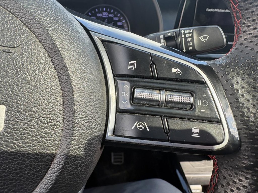 Kia Forte GT Limited DCT CARPLAY I SUNROOF I MAGS I LEATHER I HEATED AND COOLING SEATS I ACTIVE SECURITY 2022 à Montréal, Québec - 10 - w1024h768px