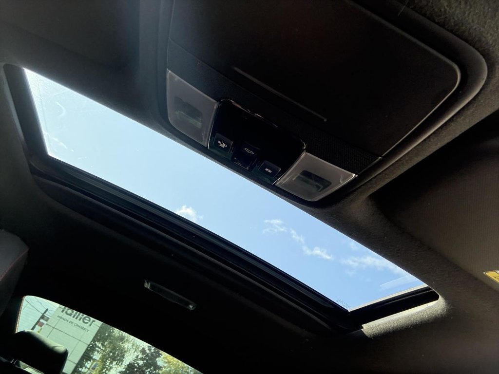 Kia Forte GT Limited DCT CARPLAY I SUNROOF I MAGS I LEATHER I HEATED AND COOLING SEATS I ACTIVE SECURITY 2022 à Montréal, Québec - 14 - w1024h768px