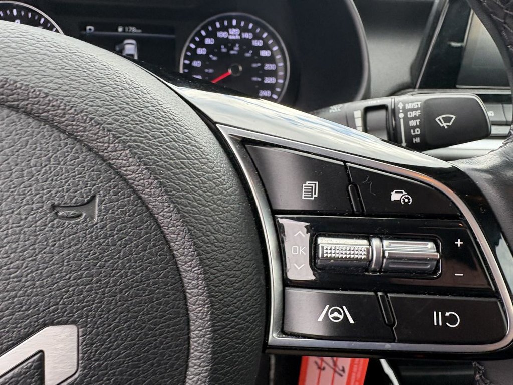 Kia Forte EX  MAGS I CARPLAY I HEATED SEATS AND STEERING WHEEL I CAMERA I ACTIVE SECURITY 2023 à Montréal, Québec - 10 - w1024h768px