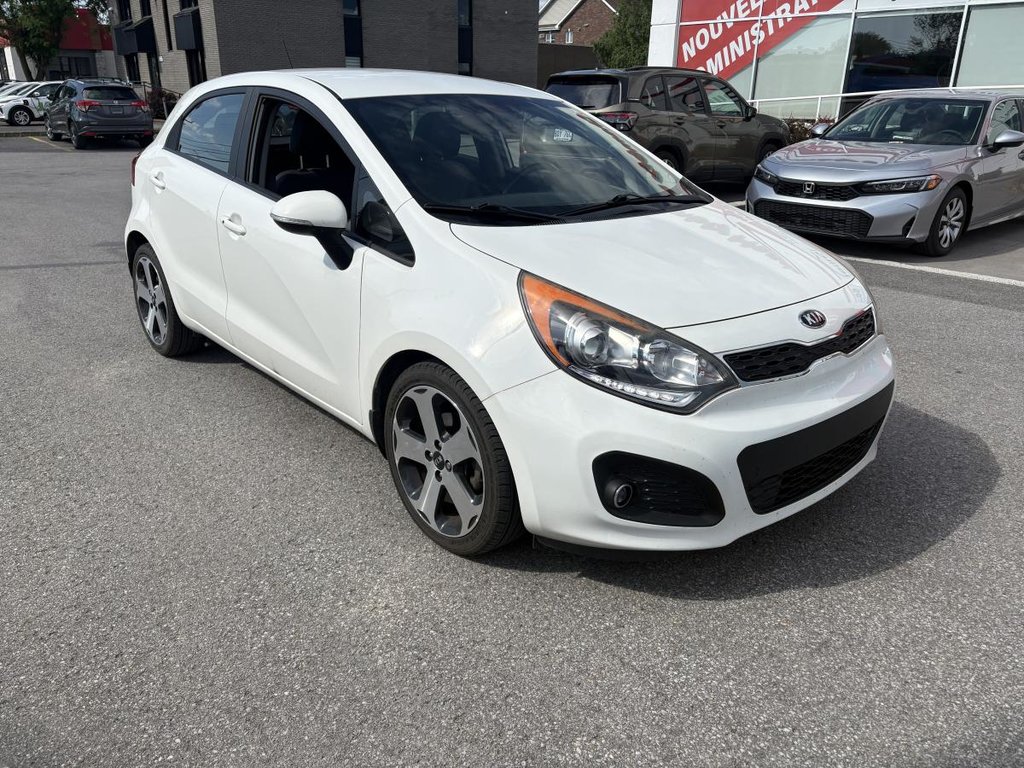 Kia Rio 5dr HB Auto SX  HATCHBACK I CUIR I SIEGES CHAUFFANTS I BLUETOOTH CAMERA 2014 à Montréal, Québec - 2 - w1024h768px