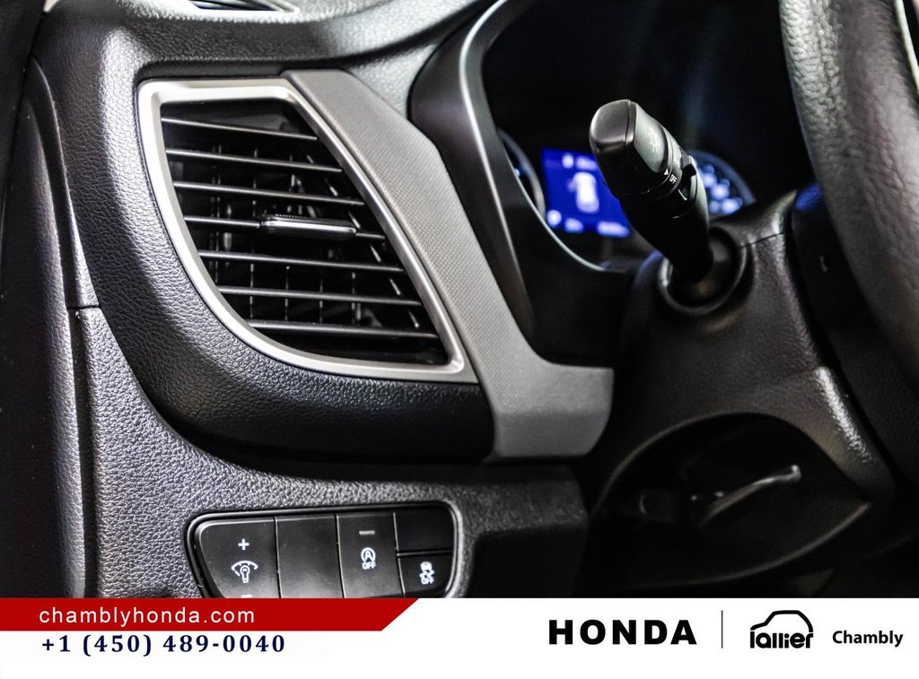 2023 Kia Seltos LX FWD CARPLAY I HEATED SEATS I BLUETOOTH I CAMERA I ACTIVE SECURITY in Montréal, Quebec - 20 - w1024h768px