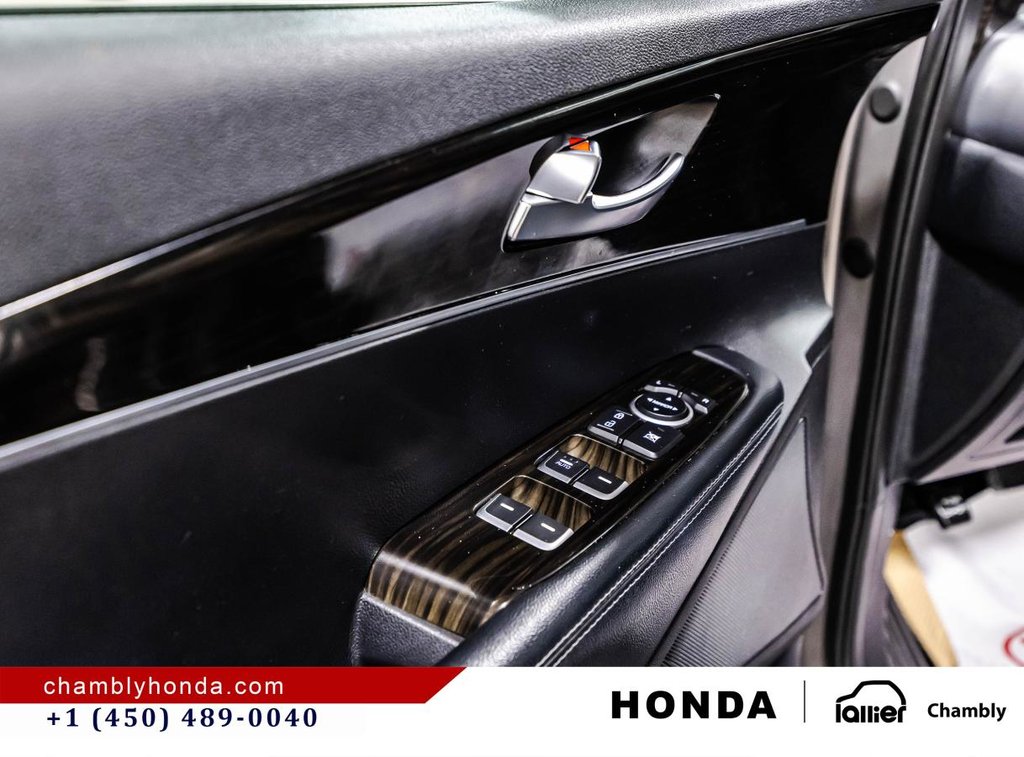Kia Sorento LX V6 Premium AWD 7 SEATERS I 5,000 TOWING CAPACITY I HEATED & STEERING WHEEL SEATS I CARPLAY I MAGS 2019 à Montréal, Québec - 12 - w1024h768px