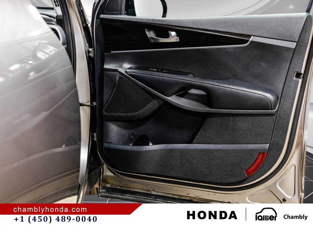 Kia Sorento LX V6 Premium AWD 7 SEATERS I 5,000 TOWING CAPACITY I HEATED & STEERING WHEEL SEATS I CARPLAY I MAGS 2019 à Montréal, Québec - 17 - w1024h768px