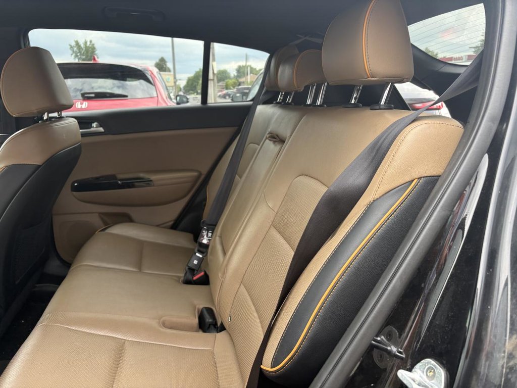 Kia Sportage SX Turbo AWD w/Black HEATED & VENTILATED SETAS I GPS I CARPLAY I MAGS I PANORAMIC SUNROOF 2018 à Montréal, Québec - 7 - w1024h768px